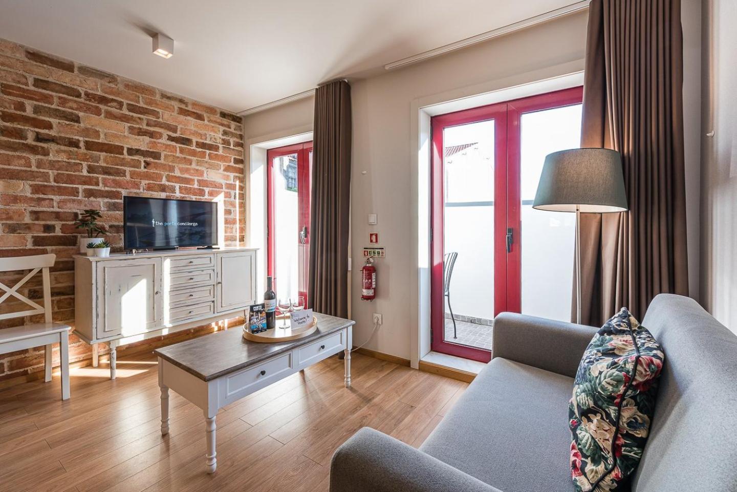 Guestready - Crayon Walls Apts OOporto Exterior foto